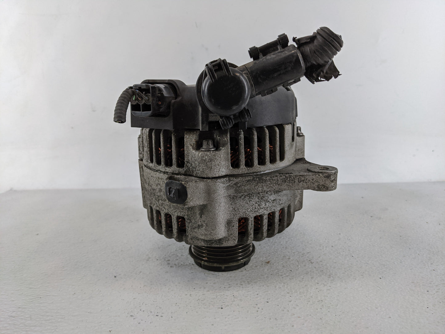 2017-2020 Hyundai Elantra Alternator Replacement Generator Charging Assembly Engine OEM P/N:37300-2E721 Fits OEM Used Auto P