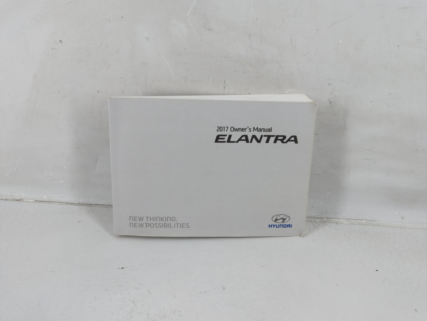 2017 Hyundai Elantra Owners Manual Book Guide P/N:HF30-EU6NK OEM Used Auto Parts - Oemusedautoparts1.com