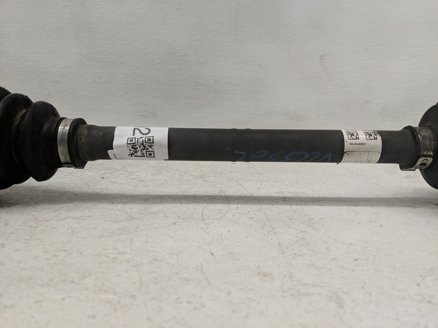 2014-2016 Hyundai Elantra Axle Shaft Front Driver Cv C/v - Oemusedautoparts1.com