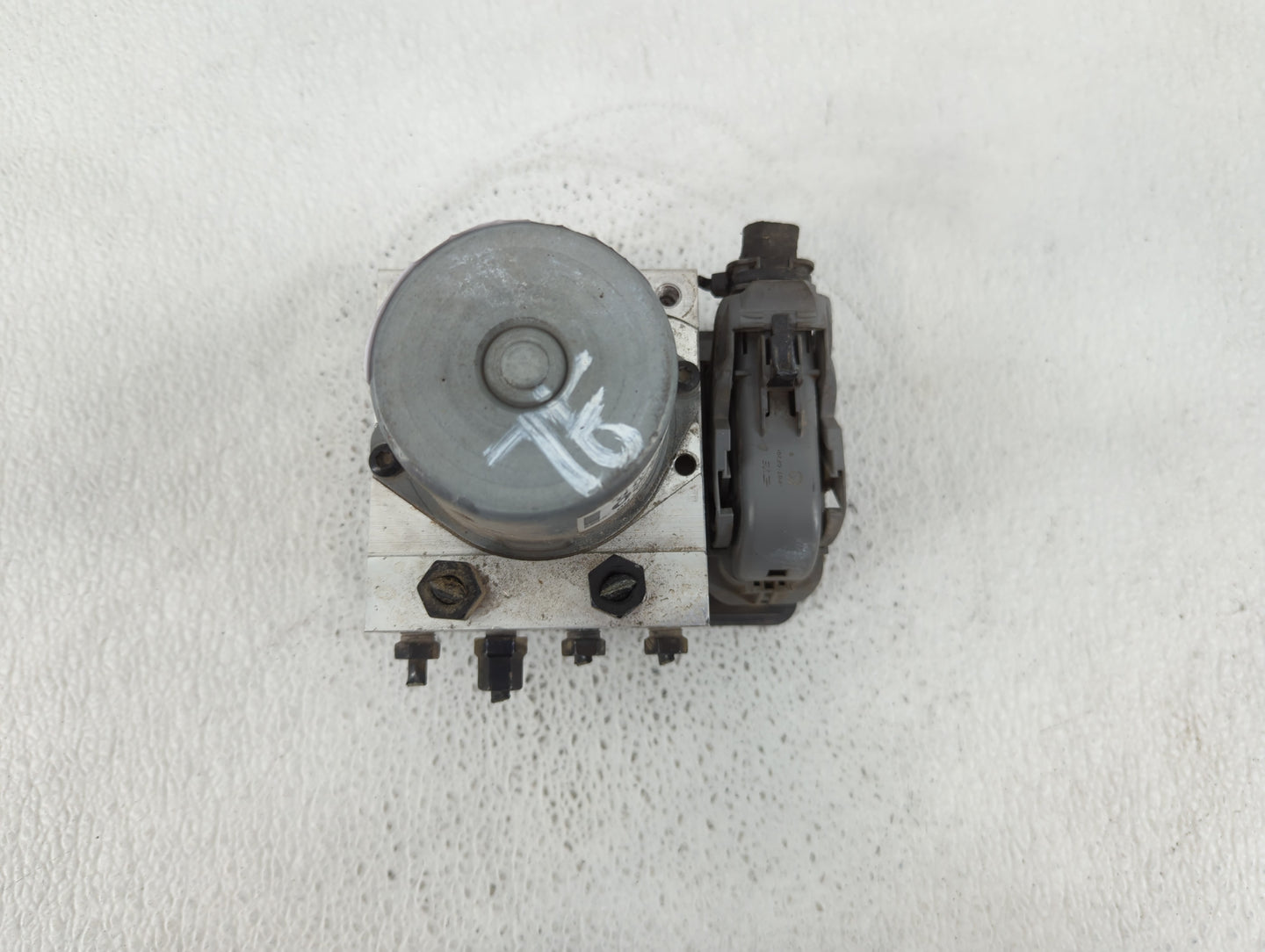2017-2019 Hyundai Elantra ABS Pump Control Module Replacement P/N:58900-F2500 Fits Fits 2017 2018 2019 OEM Used Auto Parts -