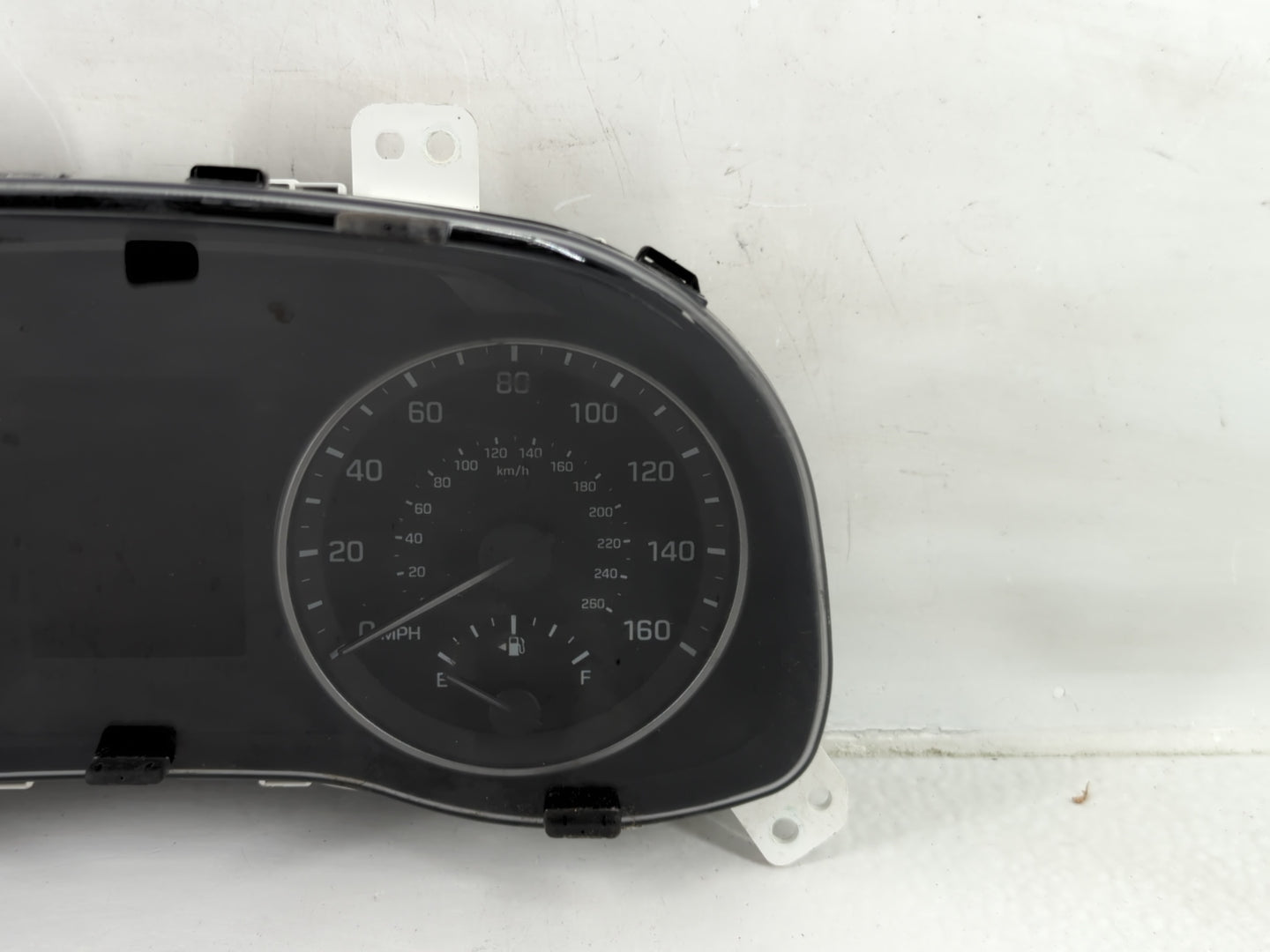 2017-2018 Hyundai Elantra Instrument Cluster Speedometer Gauges Fits Fits 2017 2018 OEM Used Auto Parts - Oemusedautoparts1.