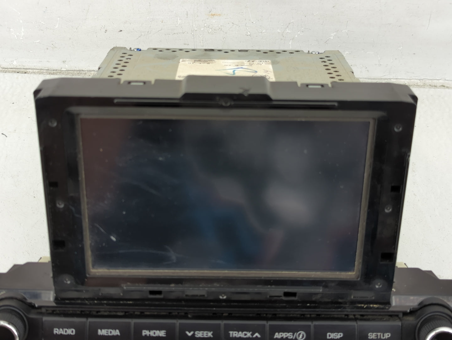 2017-2018 Hyundai Elantra Radio AM FM Cd Player Receiver Replacement P/N:96160-F2100UAT Fits Fits 2017 2018 OEM Used Auto Pa