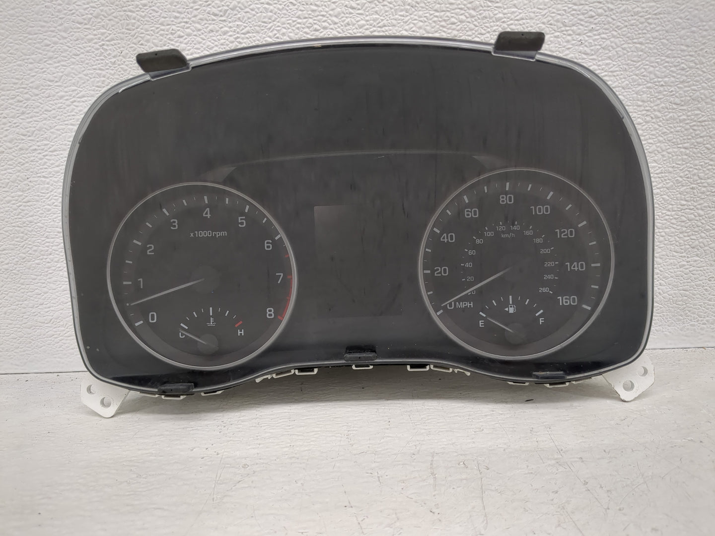 2017-2018 Hyundai Elantra Instrument Cluster Speedometer Gauges P/N:TN157580-01021H Fits Fits 2017 2018 OEM Used Auto Parts 