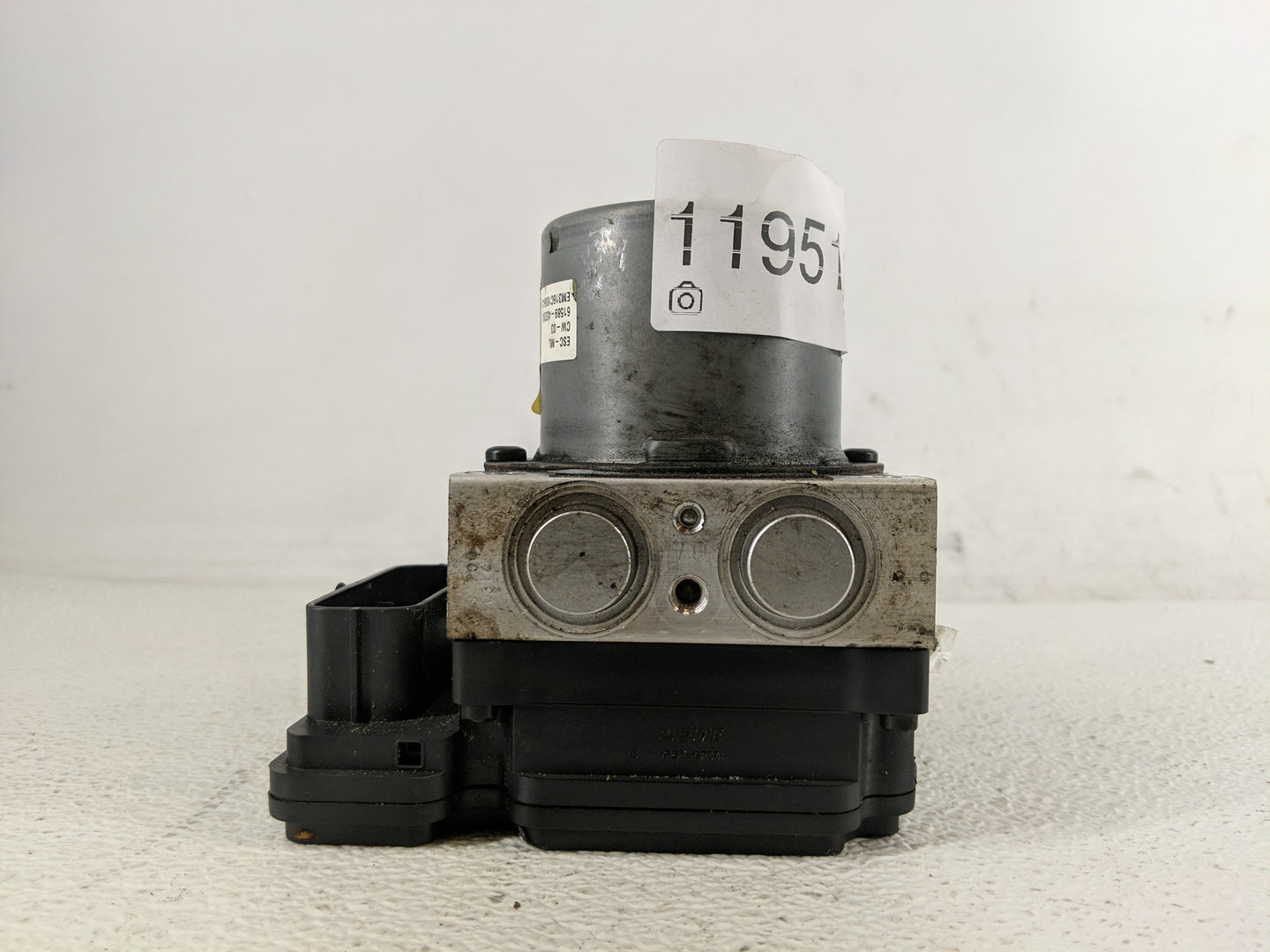2017-2019 Hyundai Elantra ABS Pump Control Module Replacement P/N:58900-F2500 Fits Fits 2017 2018 2019 OEM Used Auto Parts -