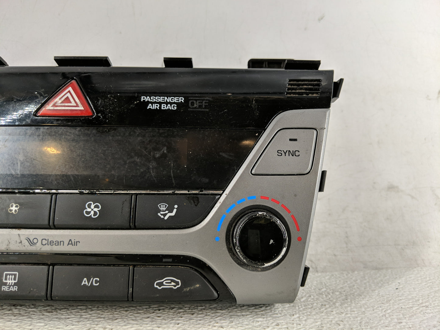 2017-2018 Hyundai Elantra Climate Control Module Temperature AC/Heater Replacement P/N:97250-F2230RET Fits Fits 2017 2018 OE