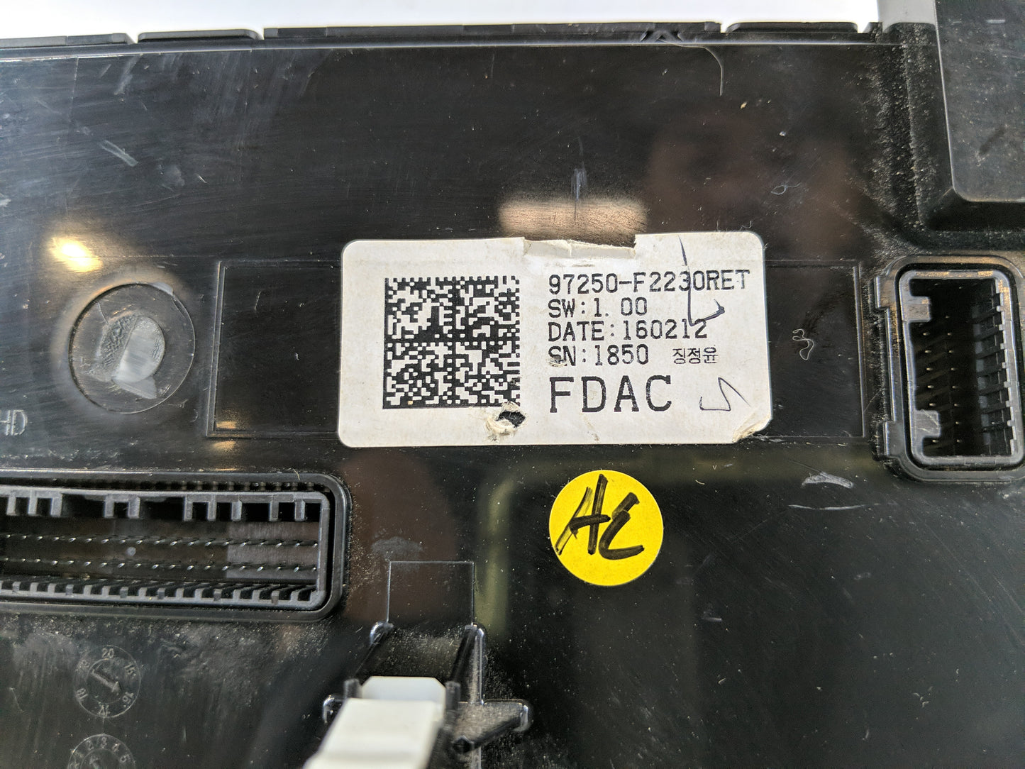 2017-2018 Hyundai Elantra Climate Control Module Temperature AC/Heater Replacement P/N:97250-F2230RET Fits Fits 2017 2018 OE