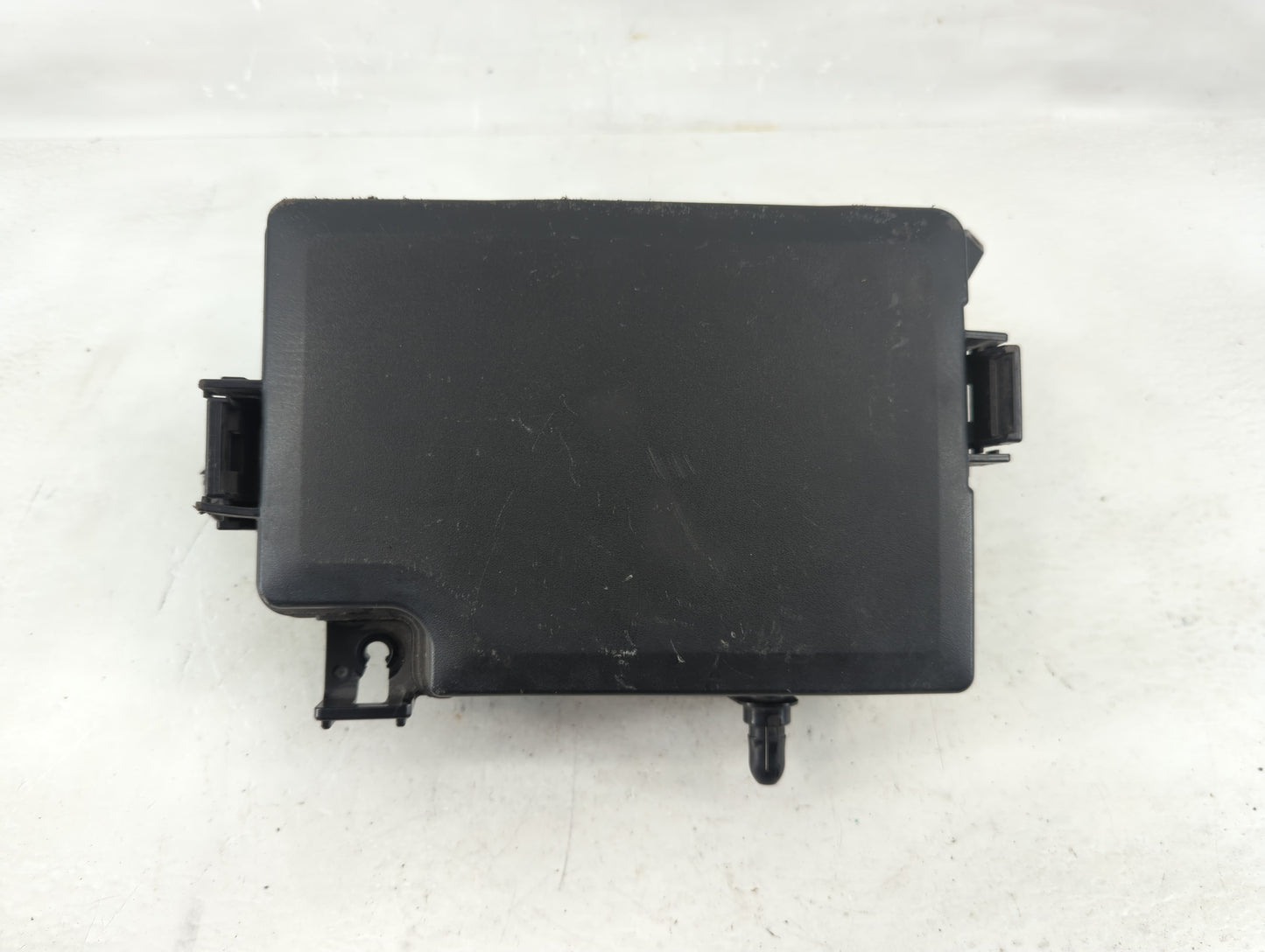 2017 Hyundai Elantra Fusebox Fuse Box Panel Relay Module P/N:91956-F2020 Fits OEM Used Auto Parts - Oemusedautoparts1.com