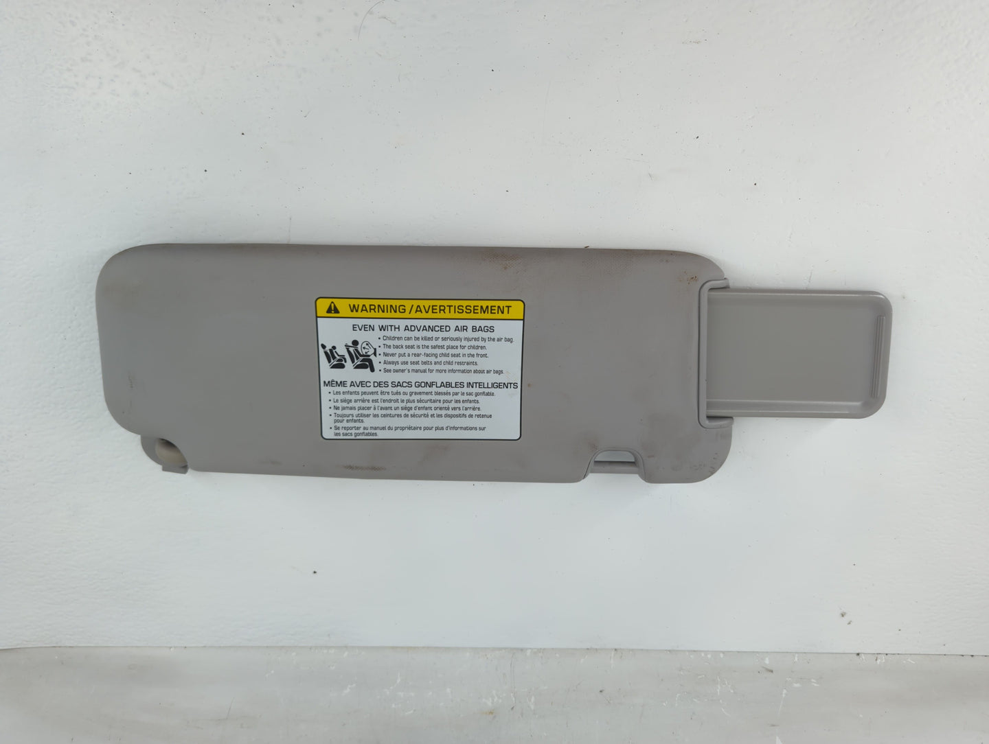 2017-2020 Hyundai Elantra Sun Visor Shade Replacement Driver Left Mirror Fits Fits 2017 2018 2019 2020 OEM Used Auto Parts -