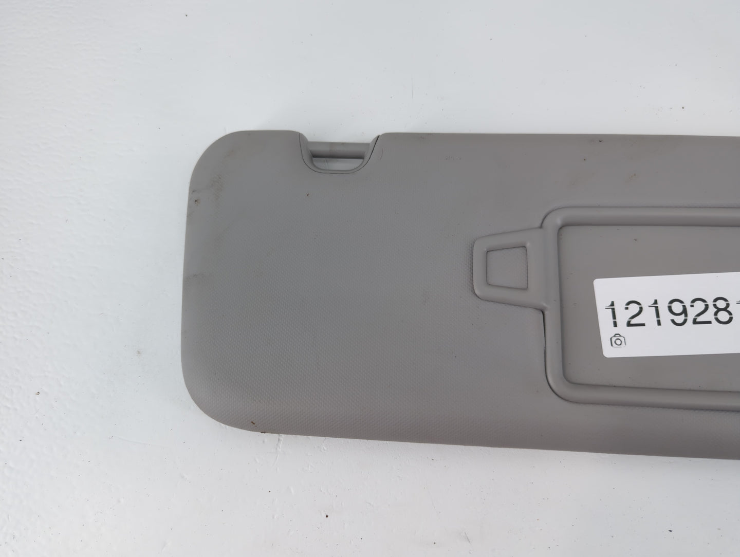 2017-2020 Hyundai Elantra Sun Visor Shade Replacement Passenger Right Mirror Fits Fits 2017 2018 2019 2020 OEM Used Auto Par