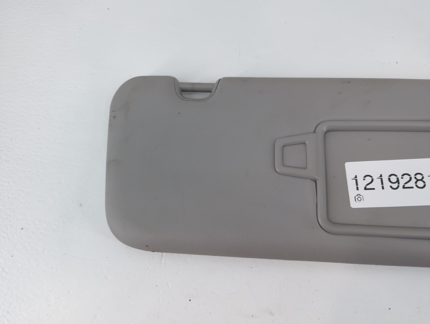 2017-2020 Hyundai Elantra Sun Visor Shade Replacement Passenger Right Mirror Fits Fits 2017 2018 2019 2020 OEM Used Auto Par