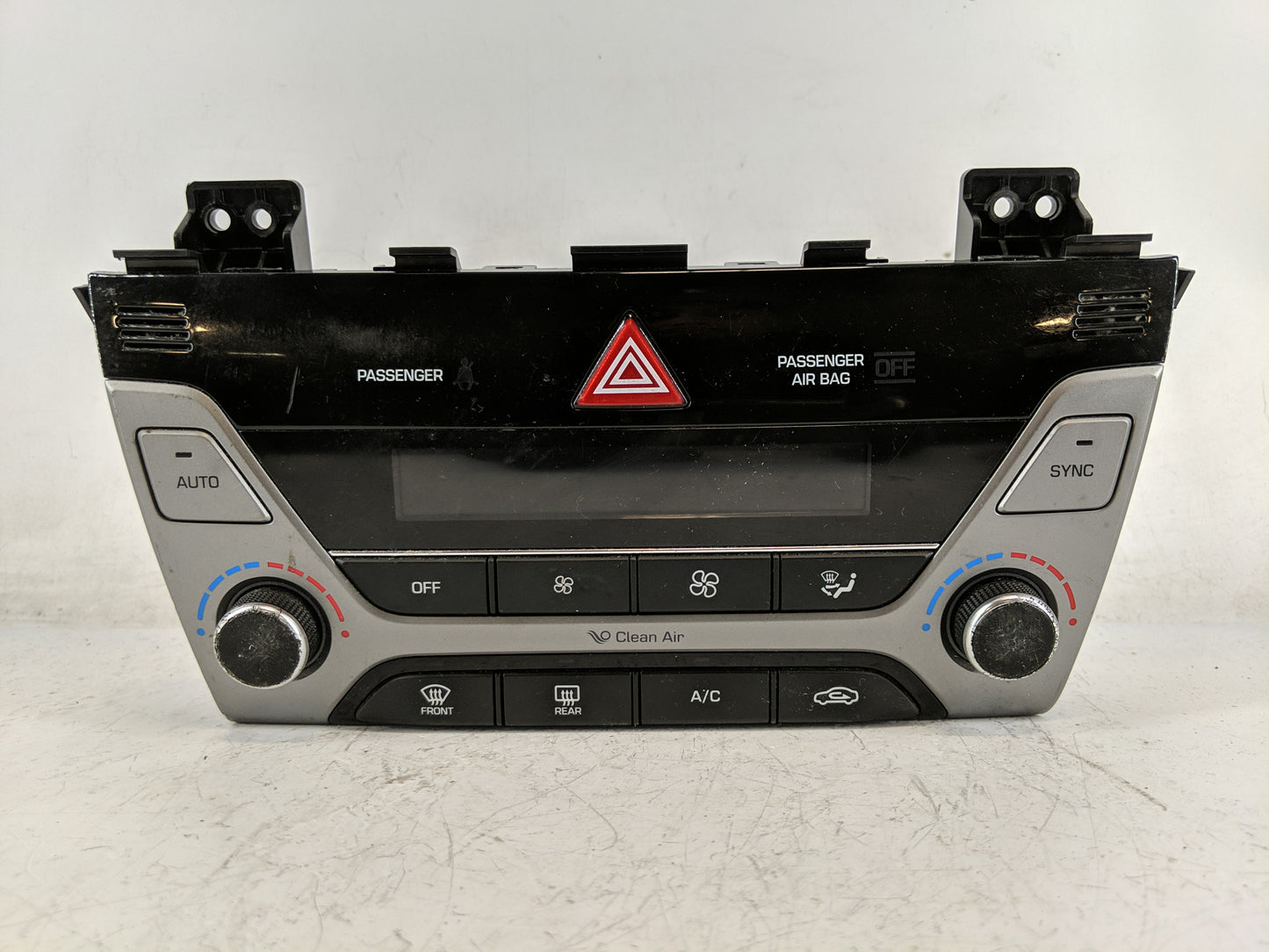 2017-2018 Hyundai Elantra Climate Control Module Temperature AC/Heater Replacement P/N:97250-F2230RET Fits Fits 2017 2018 OE