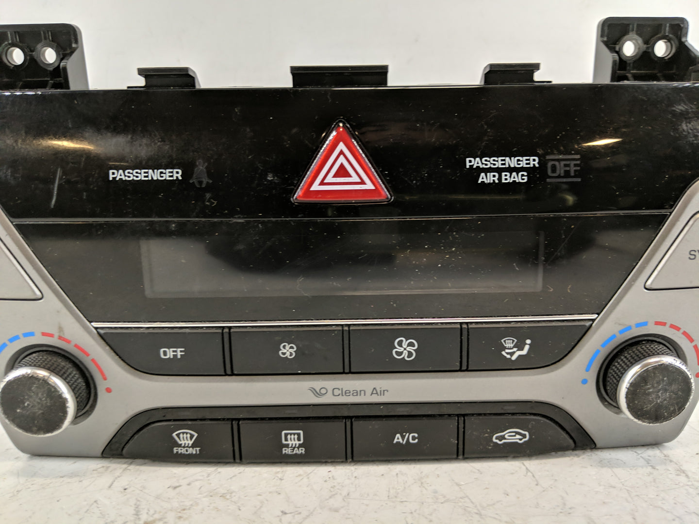 2017-2018 Hyundai Elantra Climate Control Module Temperature AC/Heater Replacement P/N:97250-F2230RET Fits Fits 2017 2018 OE