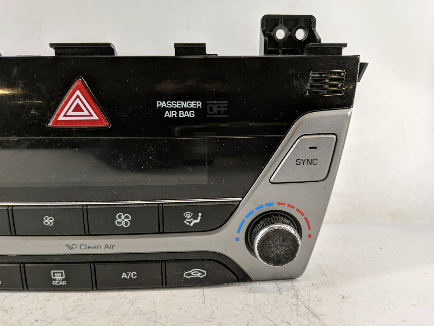 2017-2018 Hyundai Elantra Climate Control Module Temperature AC/Heater Replacement P/N:97250-F2230RET Fits Fits 2017 2018 OE