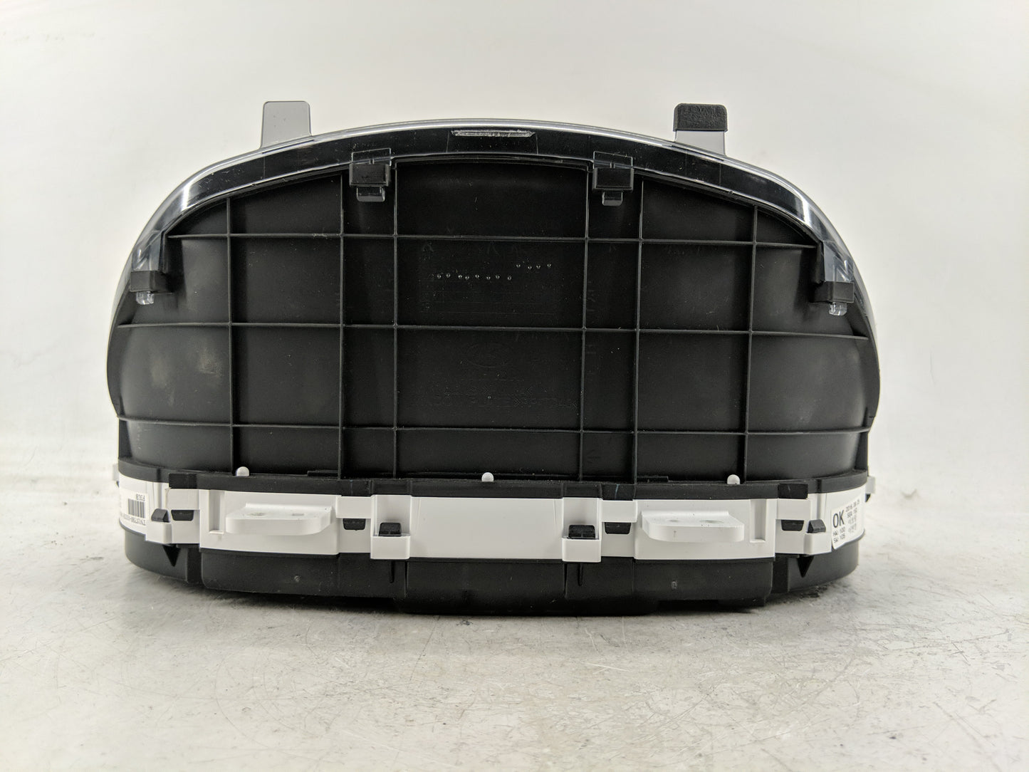 2017-2018 Hyundai Elantra Instrument Cluster Speedometer Gauges P/N:94001-F3010 Fits Fits 2017 2018 OEM Used Auto Parts - Oe