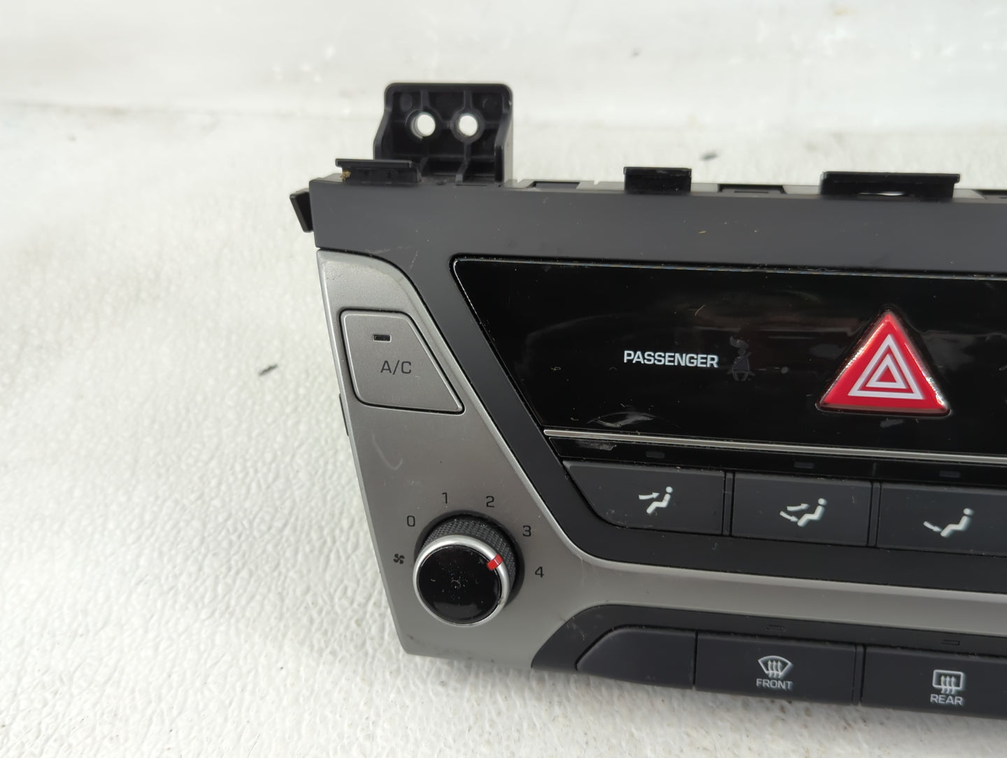2017-2018 Hyundai Elantra Climate Control Module Temperature AC/Heater Replacement P/N:97250-F20614X Fits Fits 2017 2018 OEM