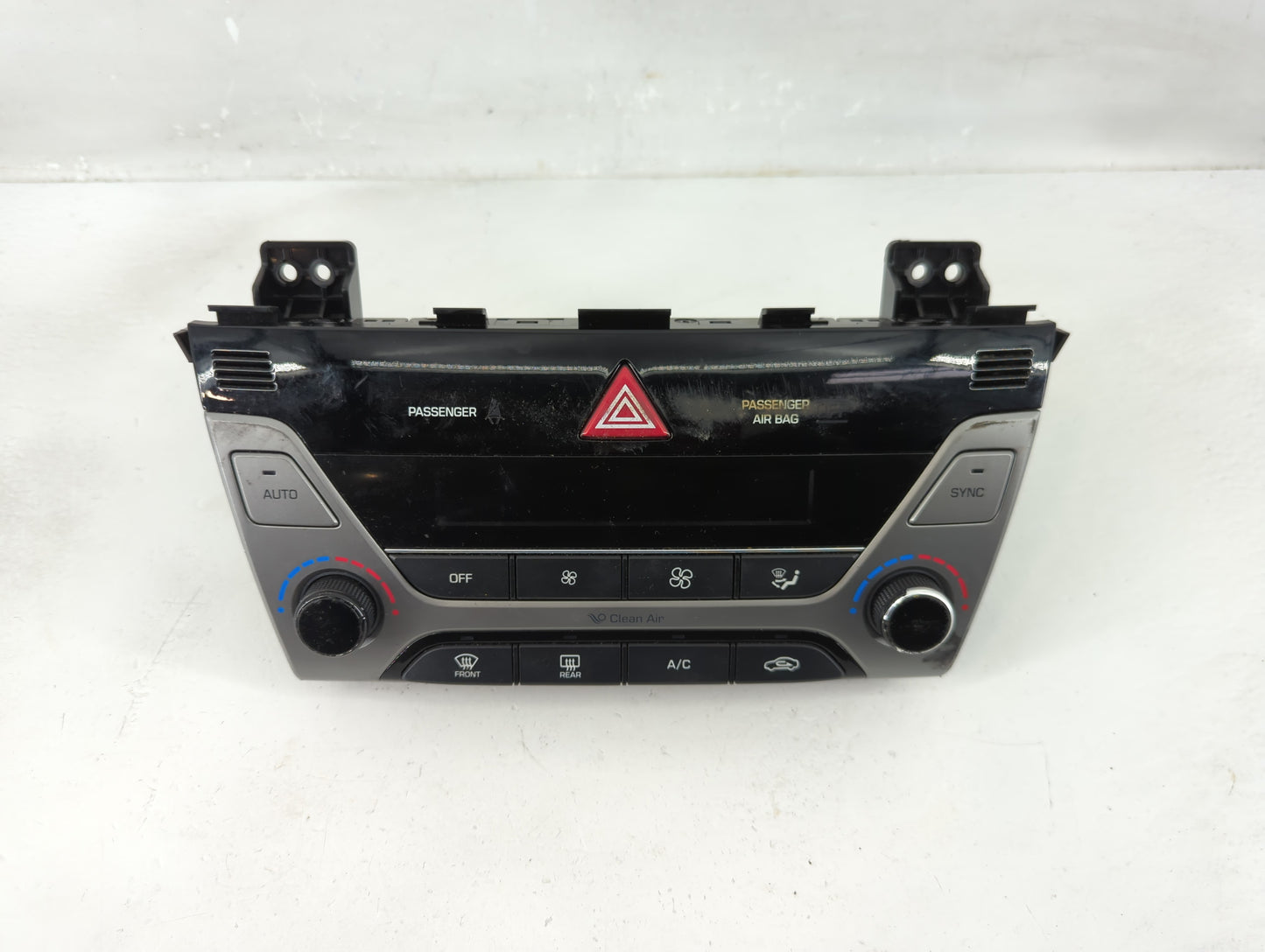 2017-2018 Hyundai Elantra Climate Control Module Temperature AC/Heater Replacement P/N:97250-F2230RET Fits Fits 2017 2018 OE