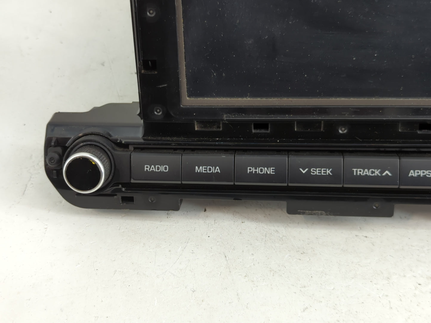 2017-2018 Hyundai Elantra Radio AM FM Cd Player Receiver Replacement P/N:96160-F2100UAT Fits Fits 2017 2018 OEM Used Auto Pa