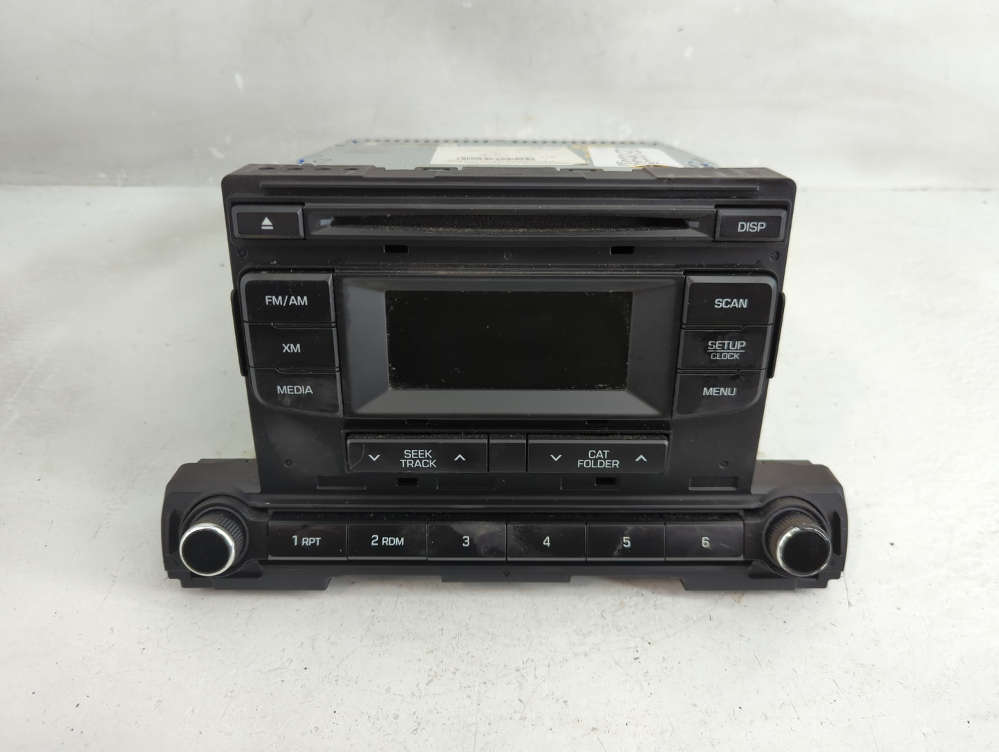 2017-2018 Hyundai Elantra Radio AM FM Cd Player Receiver Replacement P/N:96170-F2100UAT Fits Fits 2017 2018 OEM Used Auto Pa