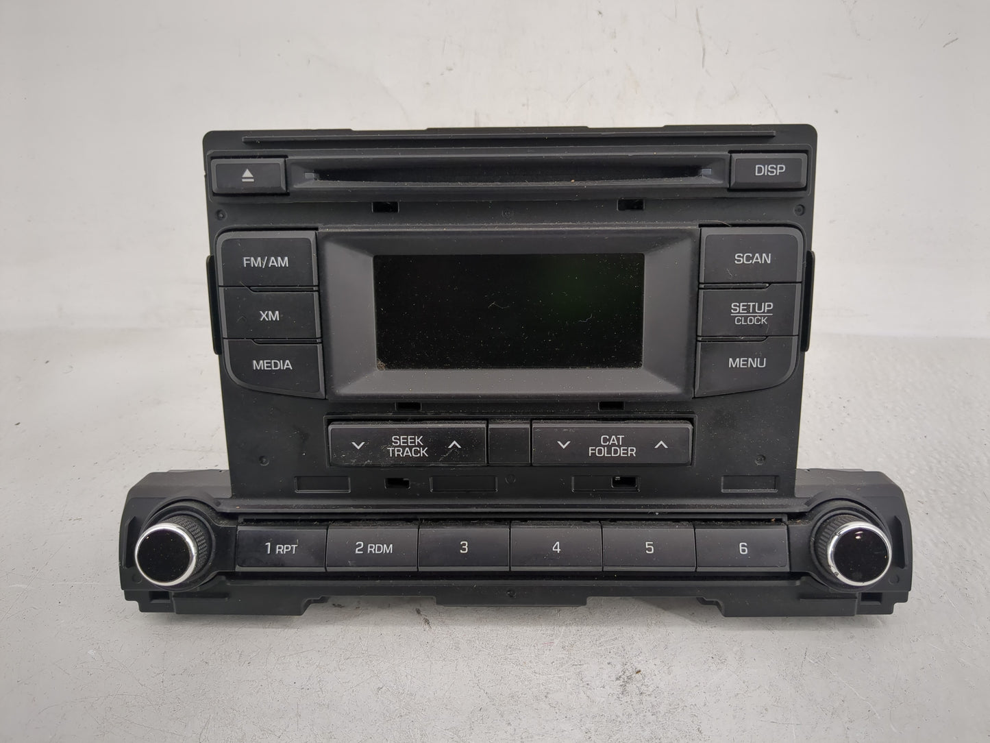 2017-2018 Hyundai Elantra Radio AM FM Cd Player Receiver Replacement P/N:96170-F2100UAT Fits Fits 2017 2018 OEM Used Auto Pa