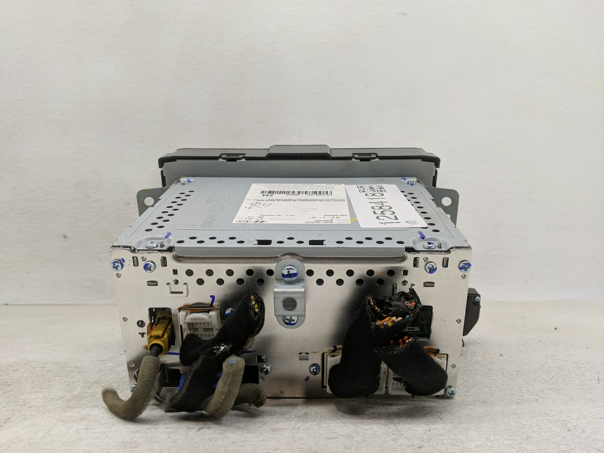 2017-2018 Hyundai Elantra Radio AM FM Cd Player Receiver Replacement P/N:96160-F2100UAT Fits Fits 2017 2018 OEM Used Auto Pa