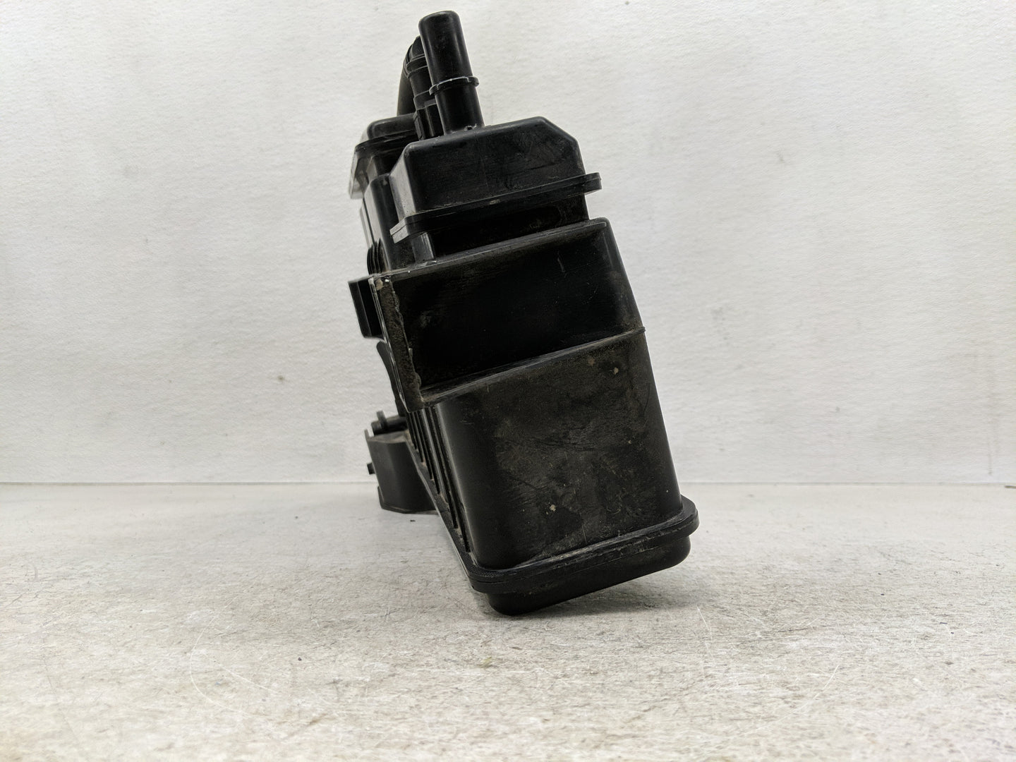 2017 Hyundai Elantra Fuel Vapor Charcoal Canister 1261211 - Oemusedautoparts1.com