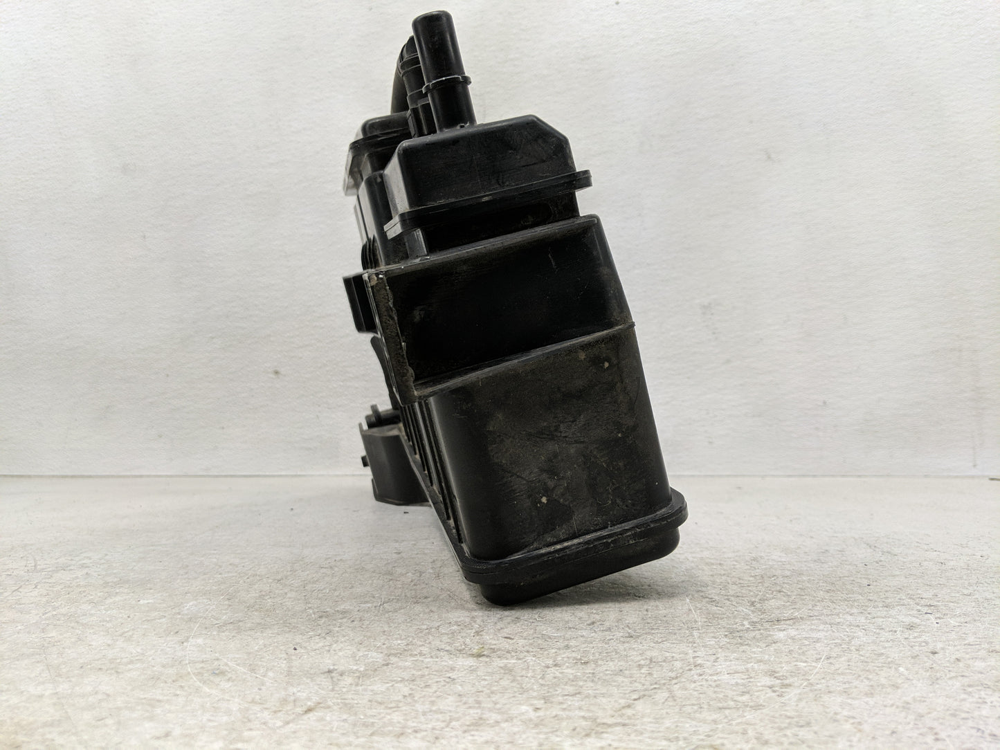2017 Hyundai Elantra Fuel Vapor Charcoal Canister 1261211 - Oemusedautoparts1.com