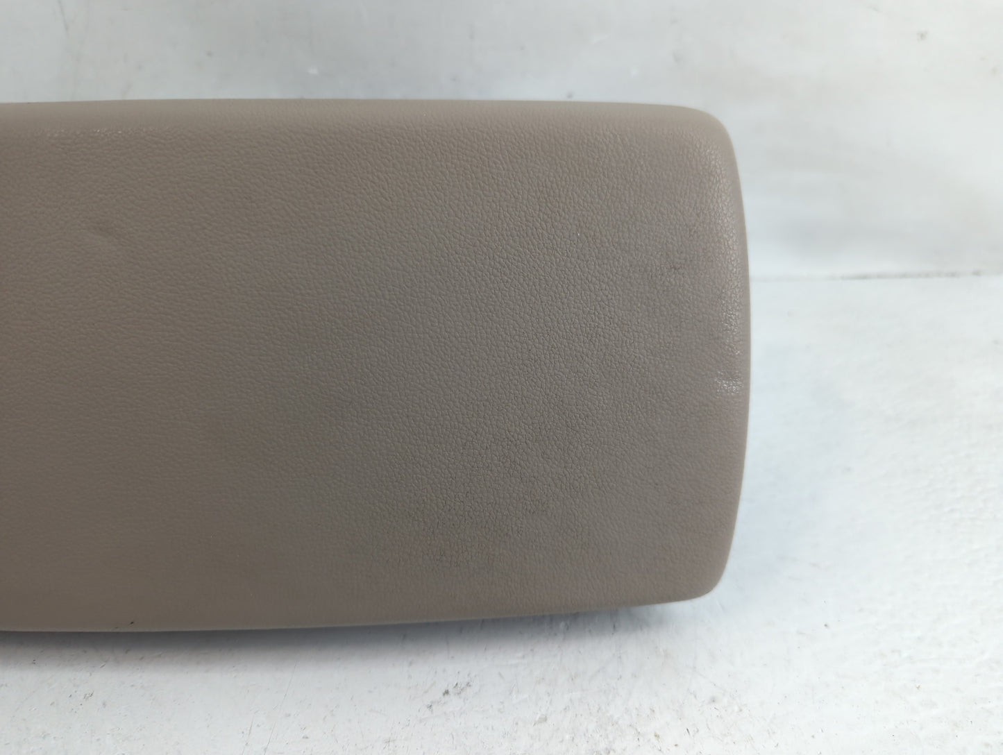 2017 Hyundai Elantra Center Console Armrest Cover Lid Fits OEM Used Auto Parts - Oemusedautoparts1.com