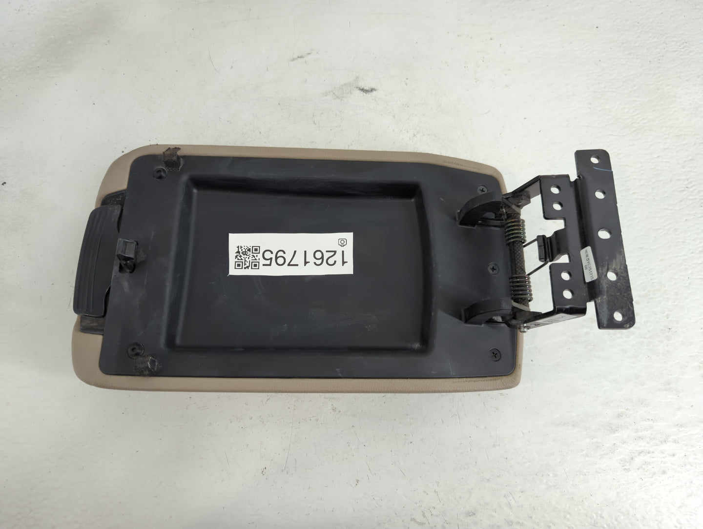2017 Hyundai Elantra Center Console Armrest Cover Lid Fits OEM Used Auto Parts - Oemusedautoparts1.com
