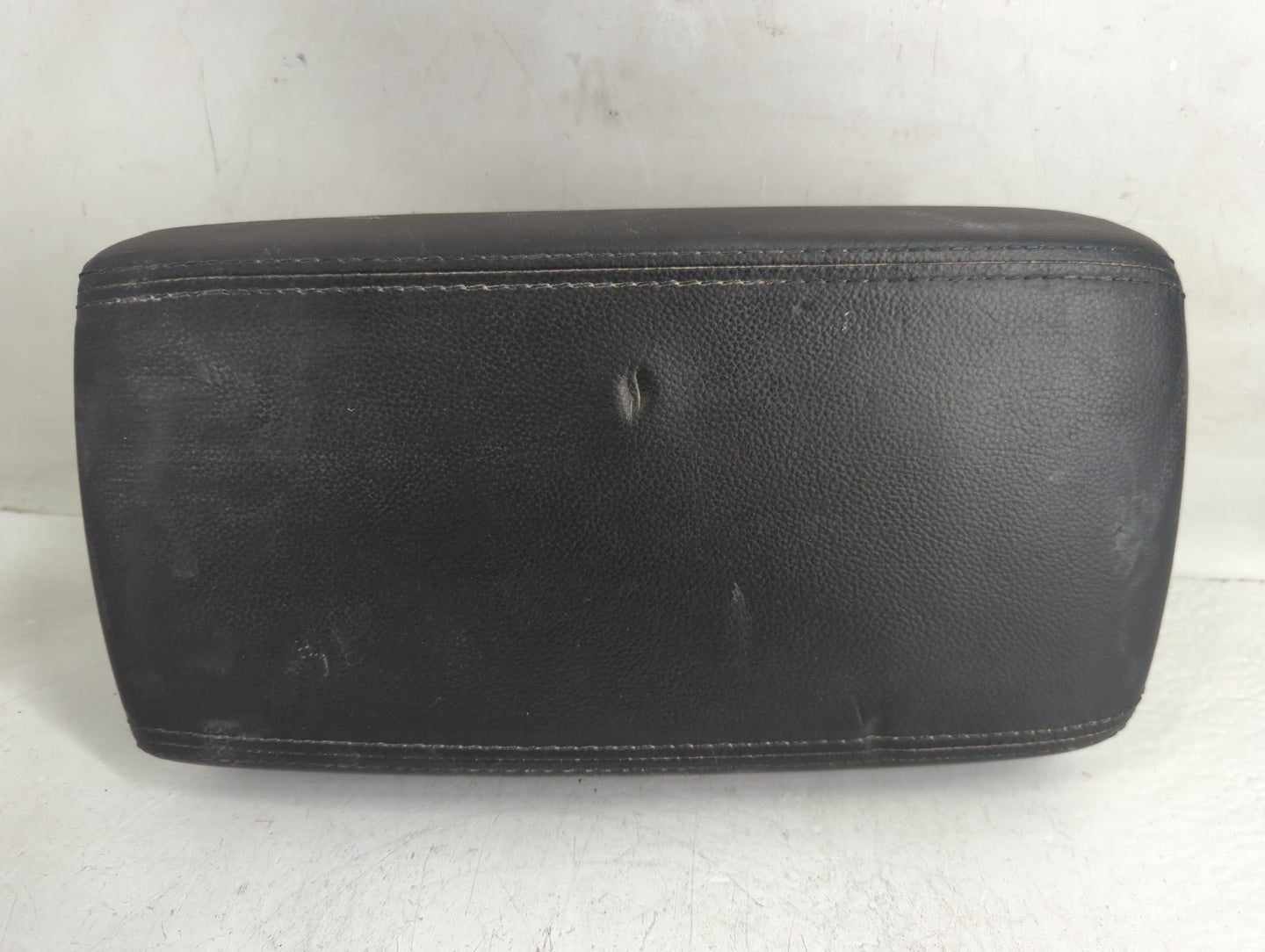 2017 Hyundai Elantra Center Console Armrest Cover Lid Fits OEM Used Auto Parts - Oemusedautoparts1.com