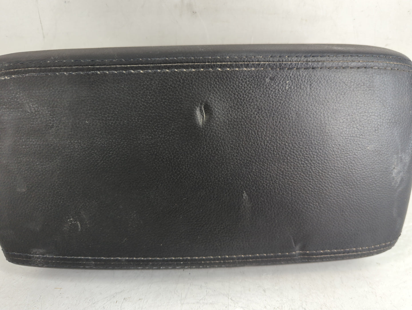2017 Hyundai Elantra Center Console Armrest Cover Lid Fits OEM Used Auto Parts - Oemusedautoparts1.com