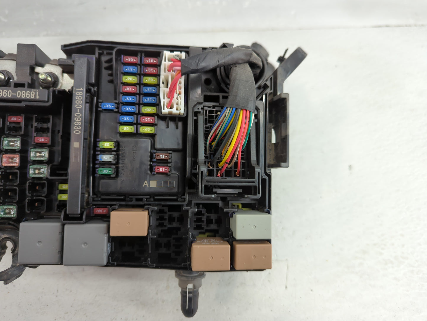 2017 Hyundai Elantra Fusebox Fuse Box Panel Relay Module P/N:91956-F2020 Fits OEM Used Auto Parts - Oemusedautoparts1.com