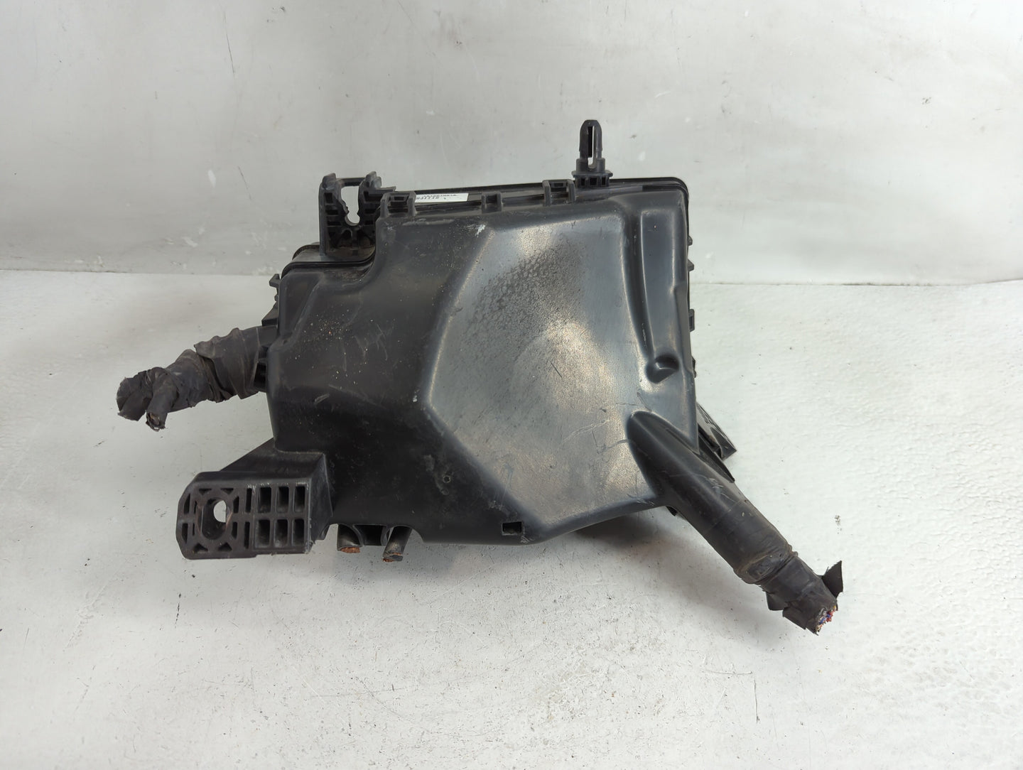 2017 Hyundai Elantra Fusebox Fuse Box Panel Relay Module P/N:91956-F2020 Fits OEM Used Auto Parts - Oemusedautoparts1.com