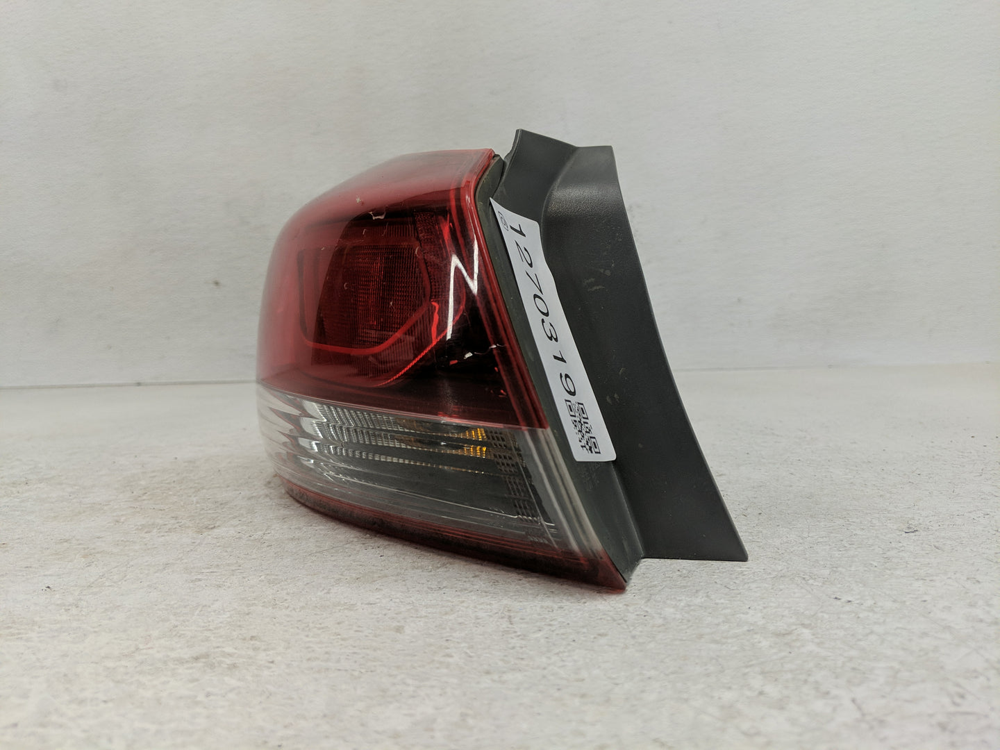 2017-2018 Hyundai Elantra Tail Light Assembly Driver Left OEM Fits Fits 2017 2018 OEM Used Auto Parts - Oemusedautoparts1.co