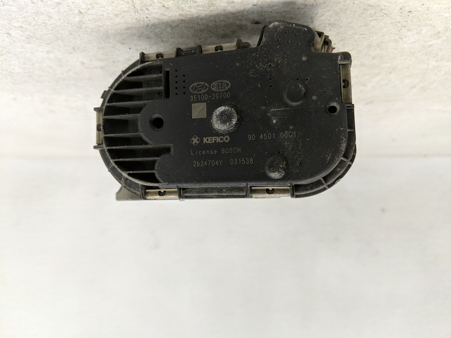 2011-2020 Hyundai Elantra Throttle Body P/N:35100-2G700 Fits Fits 2011 2012 2013 2014 2015 2016 2017 2018 2019 2020 2021 OEM