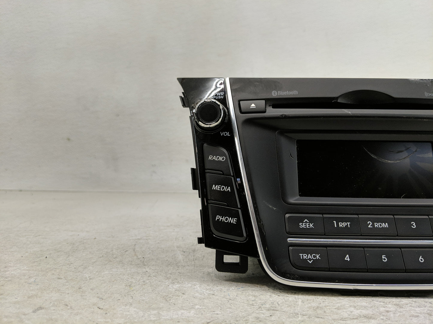 2016-2017 Hyundai Elantra Radio AM FM Cd Player Receiver Replacement P/N:96170-A5270GU 96170-A5260G Fits Fits 2016 2017 OEM 