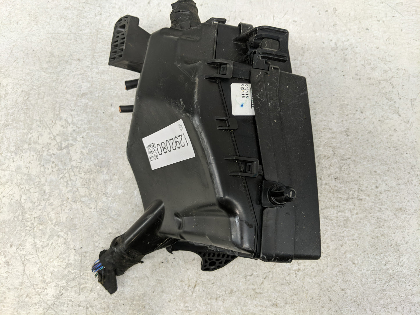 2017 Hyundai Elantra Fusebox Fuse Box Panel Relay Module P/N:919956-F2020 Fits OEM Used Auto Parts - Oemusedautoparts1.com