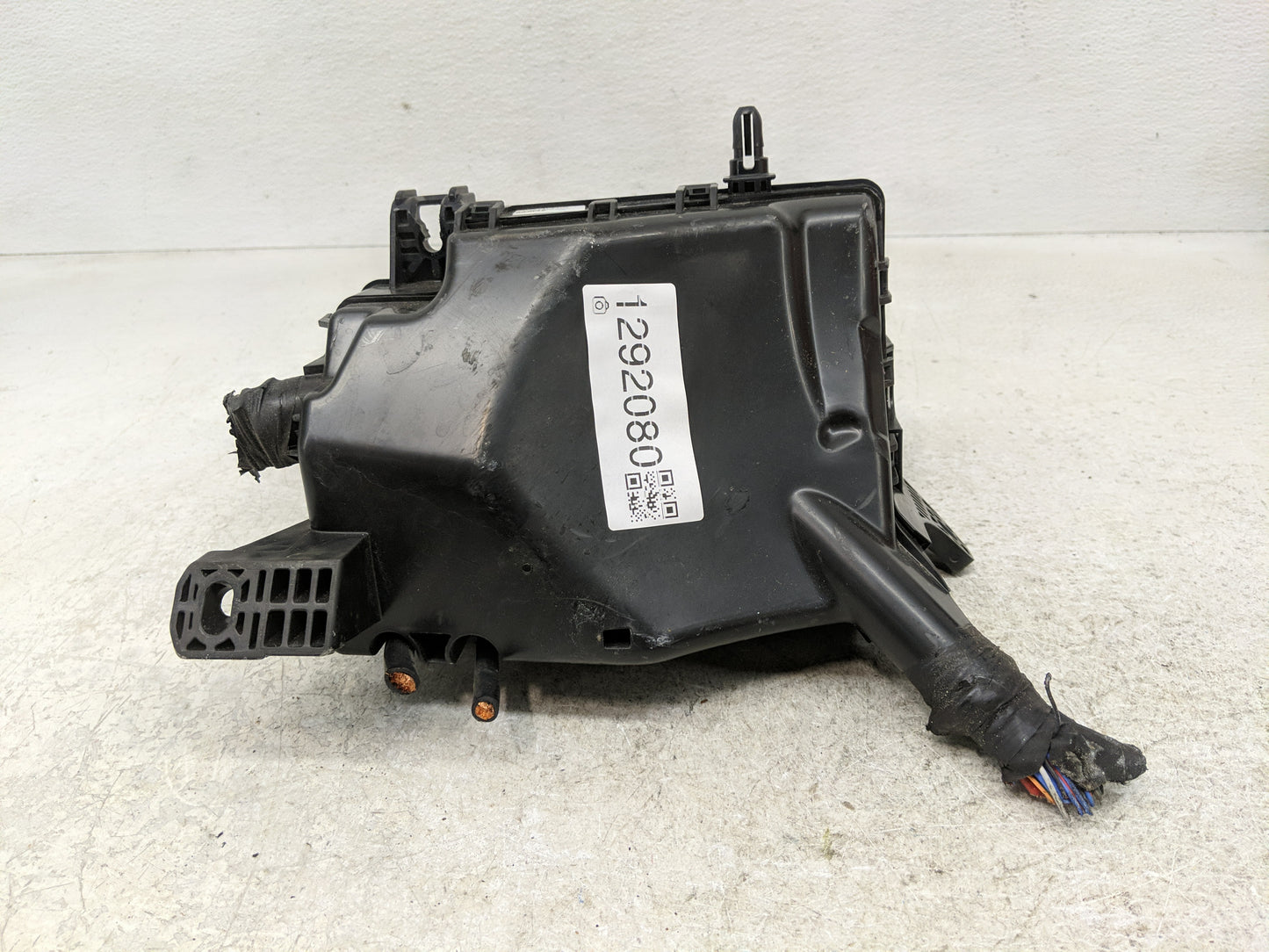 2017 Hyundai Elantra Fusebox Fuse Box Panel Relay Module P/N:919956-F2020 Fits OEM Used Auto Parts - Oemusedautoparts1.com