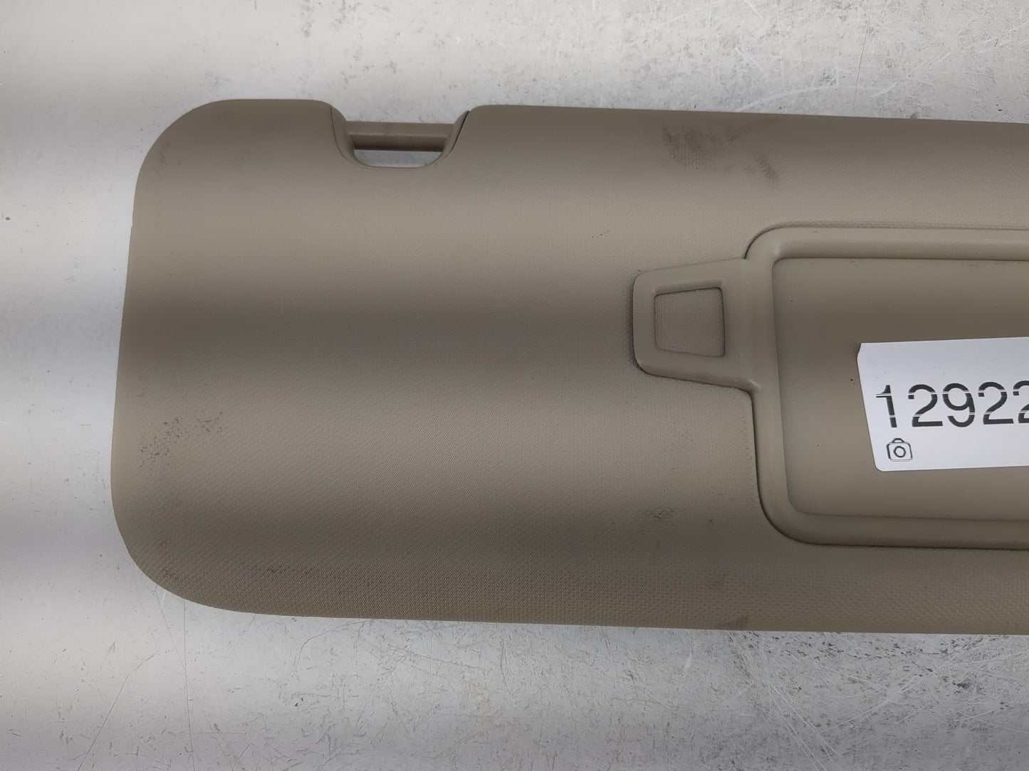 2017-2020 Hyundai Elantra Sun Visor Shade Replacement Passenger Right Mirror Fits Fits 2017 2018 2019 2020 OEM Used Auto Par