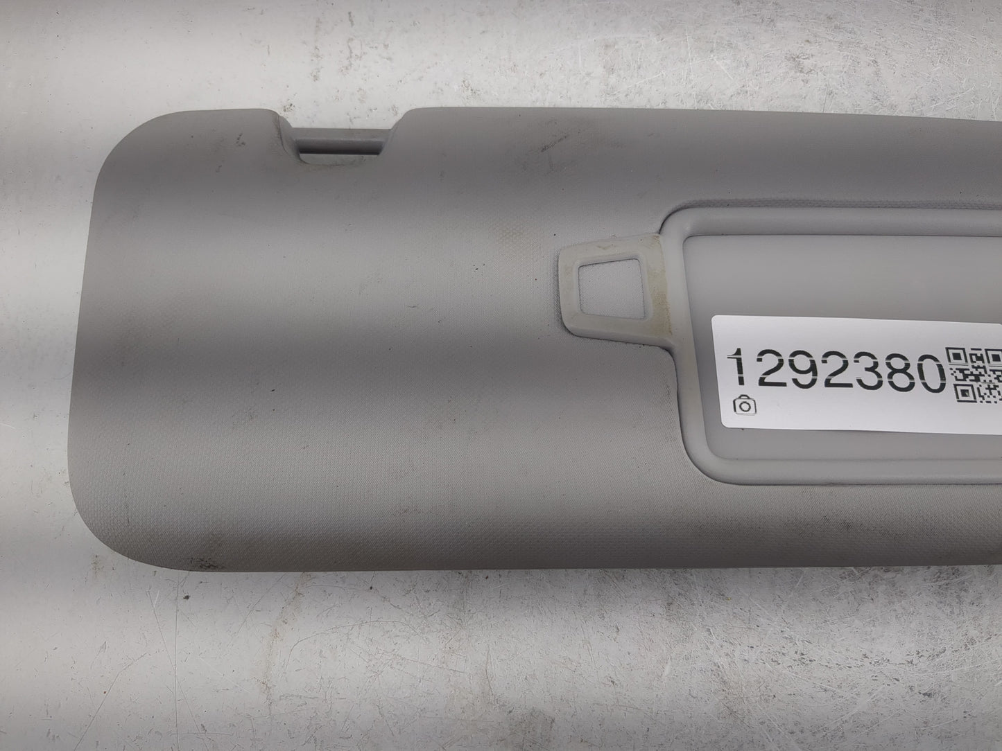 2017-2020 Hyundai Elantra Sun Visor Shade Replacement Passenger Right Mirror Fits Fits 2017 2018 2019 2020 OEM Used Auto Par