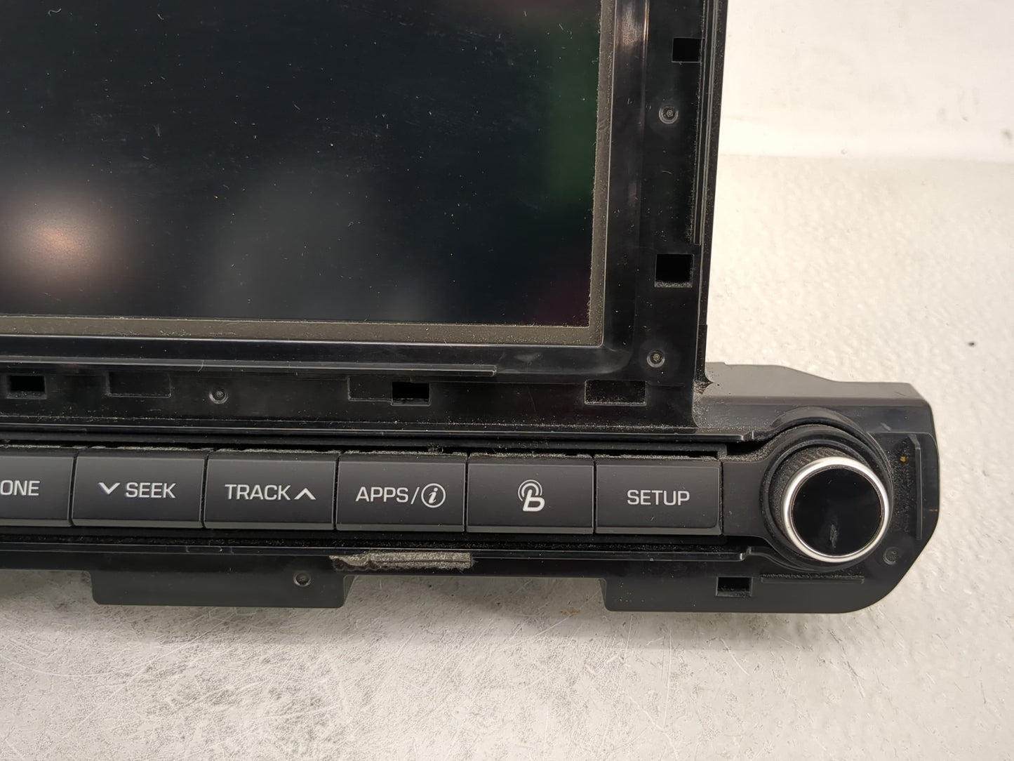 2017-2018 Hyundai Elantra Radio AM FM Cd Player Receiver Replacement P/N:96160-F2110UAT Fits Fits 2017 2018 OEM Used Auto Pa