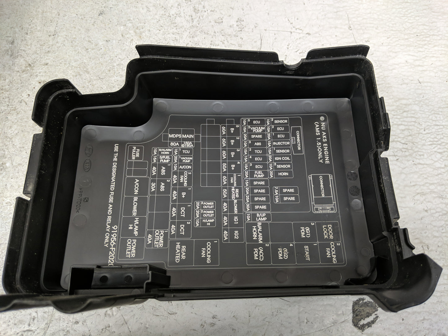 2017 Hyundai Elantra Fusebox Fuse Box Panel Relay Module P/N:91956-F2020 Fits OEM Used Auto Parts - Oemusedautoparts1.com