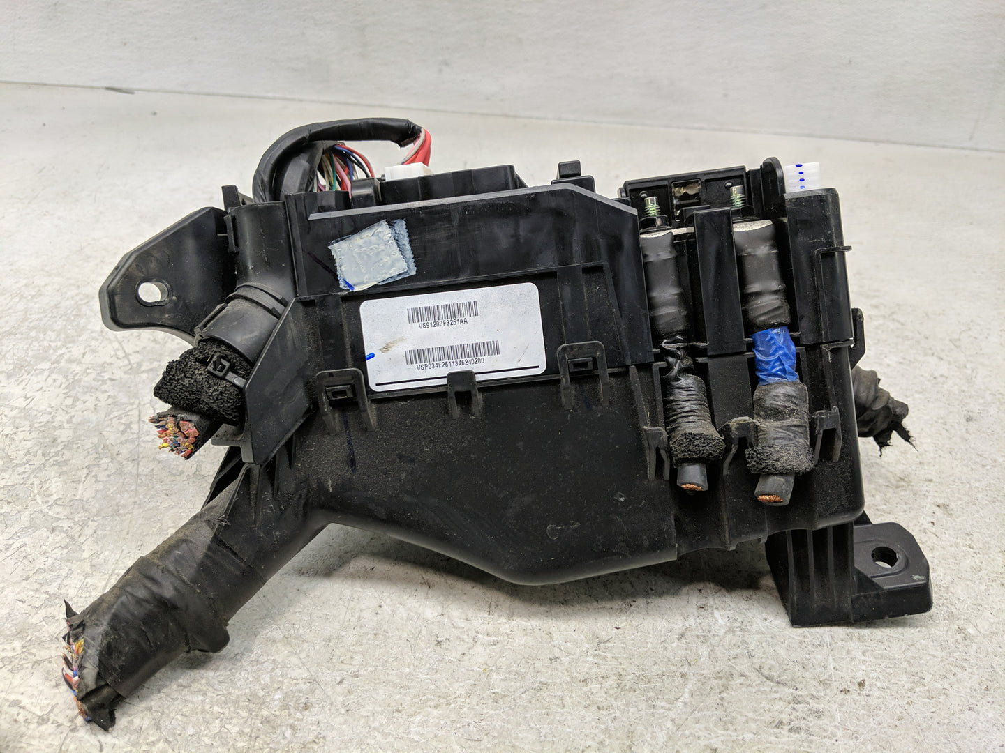 2017 Hyundai Elantra Fusebox Fuse Box Panel Relay Module P/N:91956-F2020 Fits OEM Used Auto Parts - Oemusedautoparts1.com