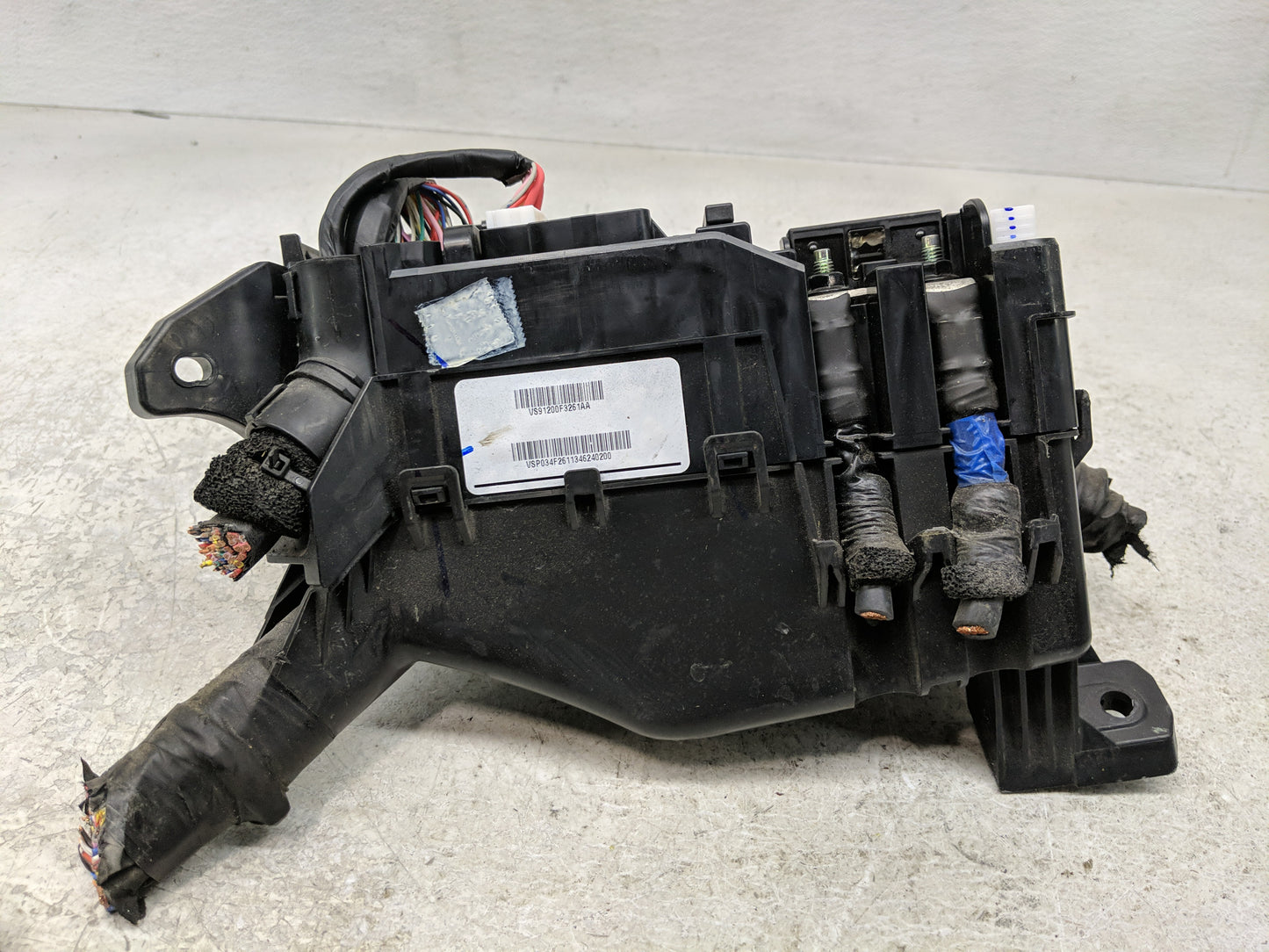 2017 Hyundai Elantra Fusebox Fuse Box Panel Relay Module P/N:91956-F2020 Fits OEM Used Auto Parts - Oemusedautoparts1.com
