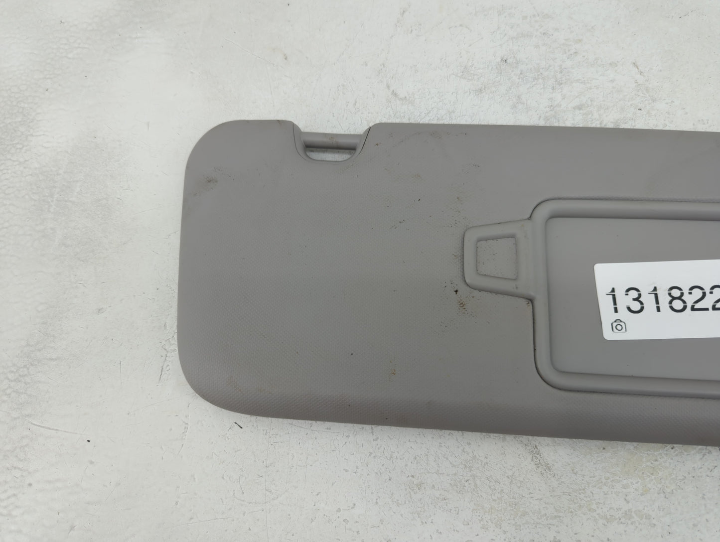2017-2020 Hyundai Elantra Sun Visor Shade Replacement Passenger Right Mirror Fits Fits 2017 2018 2019 2020 OEM Used Auto Par
