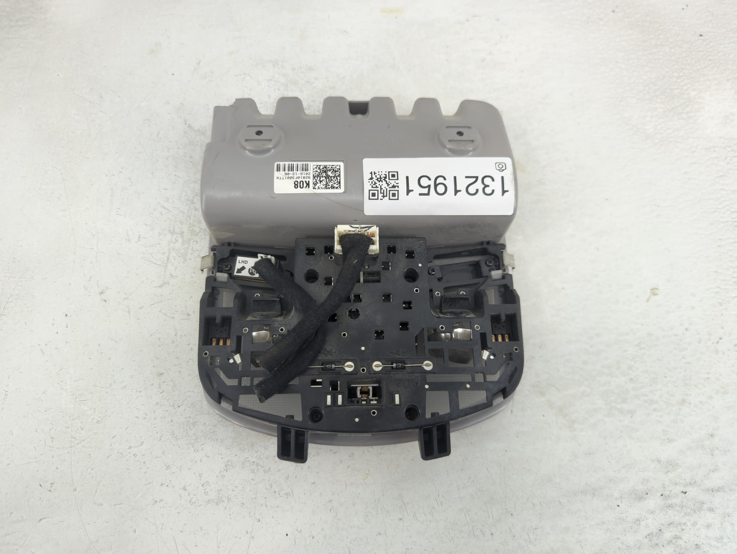 2017 Hyundai Elantra Overhead Roof Console - Oemusedautoparts1.com