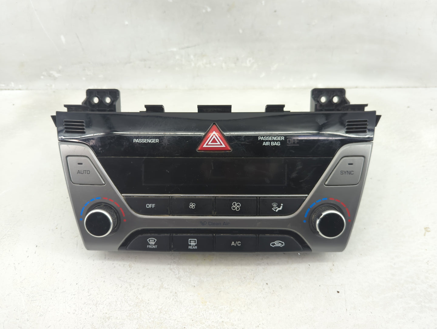 2013-2017 Hyundai Elantra Climate Control Module Temperature AC/Heater Replacement P/N:97250-F2231RET Fits OEM Used Auto Par