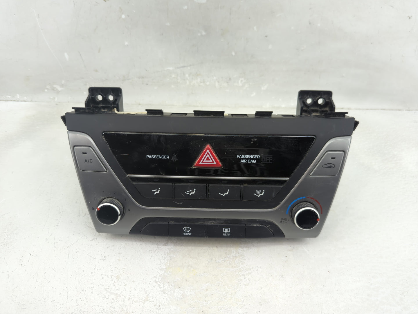 2017-2018 Hyundai Elantra Climate Control Module Temperature AC/Heater Replacement P/N:97250 F20604X Fits Fits 2017 2018 OEM
