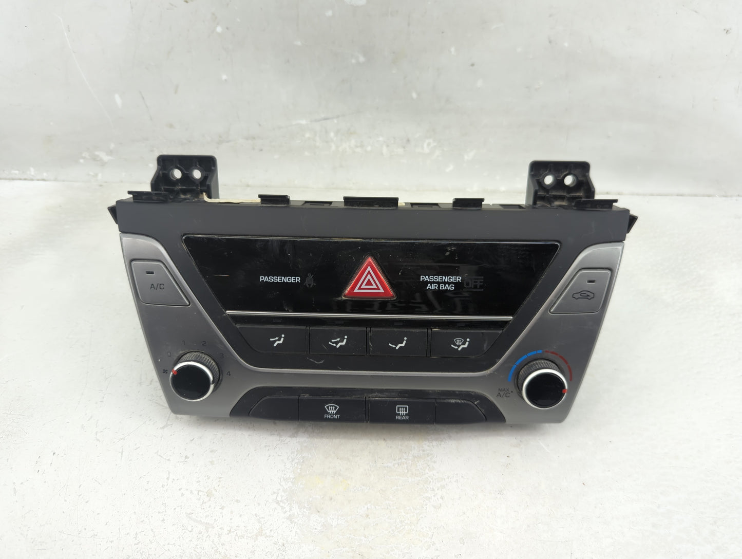 2017-2018 Hyundai Elantra Climate Control Module Temperature AC/Heater Replacement P/N:97250 F20604X Fits Fits 2017 2018 OEM
