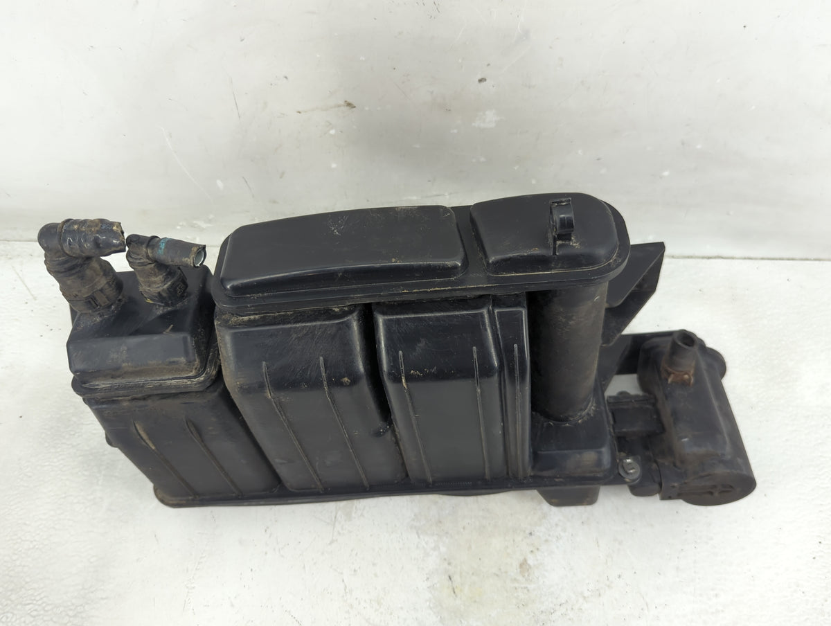 2017 Hyundai Elantra Fuel Vapor Charcoal Canister 1356554 - Oemusedautoparts1.com