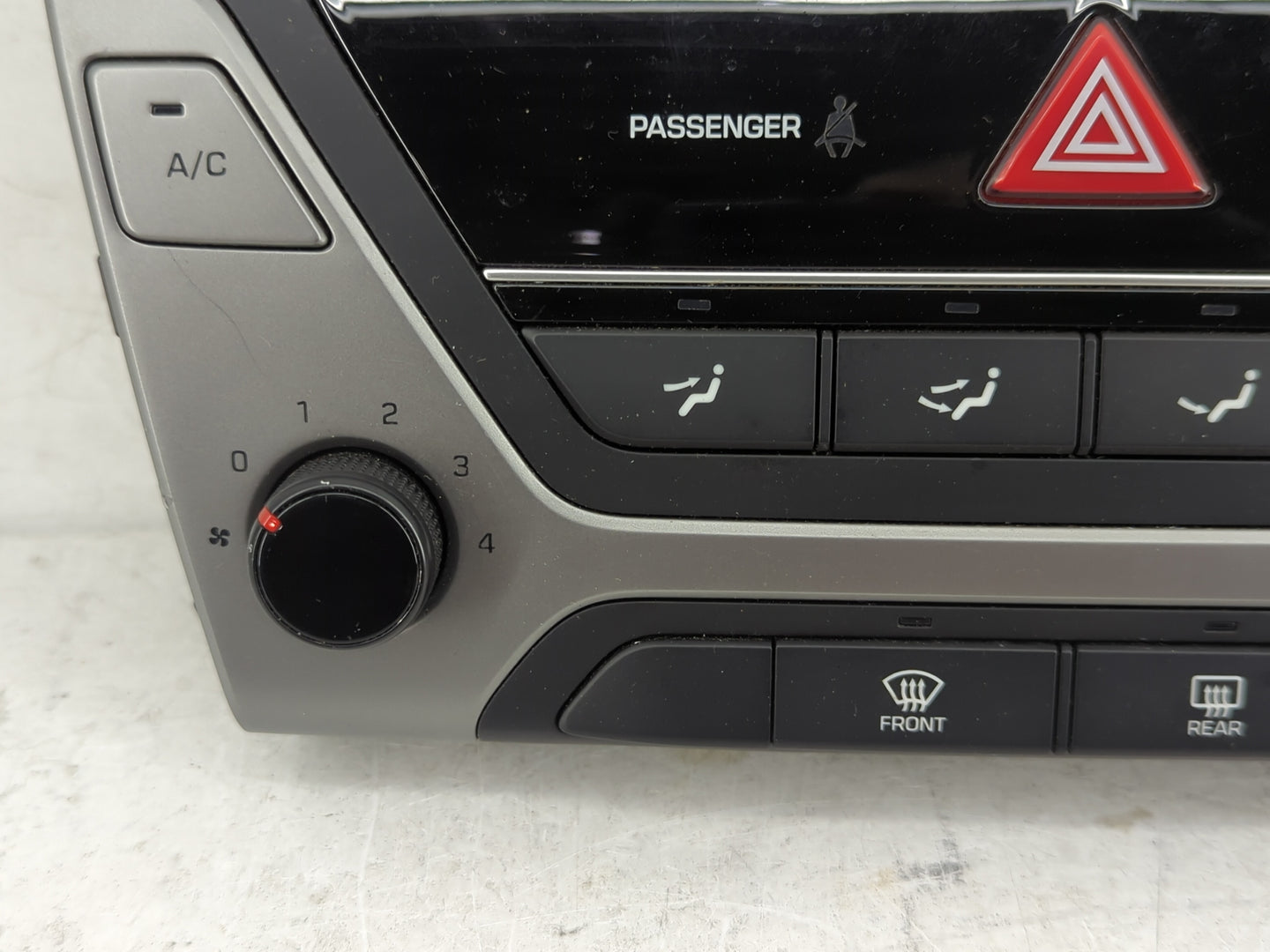 2017-2018 Hyundai Elantra Climate Control Module Temperature AC/Heater Replacement P/N:97250-F20614X Fits Fits 2017 2018 OEM